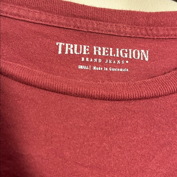 True Religion Men’s Buddha Guitar Logo Burgundy Maroon Short Sleeve Shirt Small - Picture 3 of 5